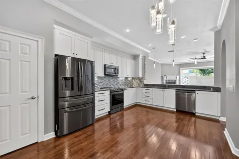 348 Larboard Way Clearwater Beach FL 33767
