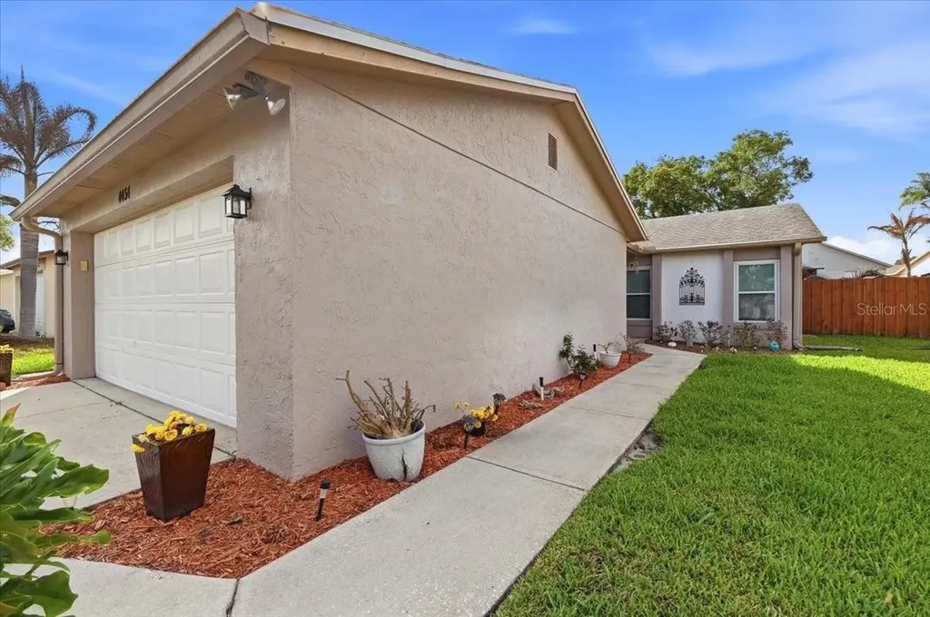 4454 Glenns Landing Winter Haven FL 33884