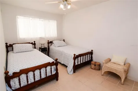 8325 112th Street Seminole FL 33772