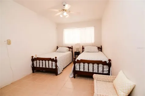 8325 112th Street Seminole FL 33772