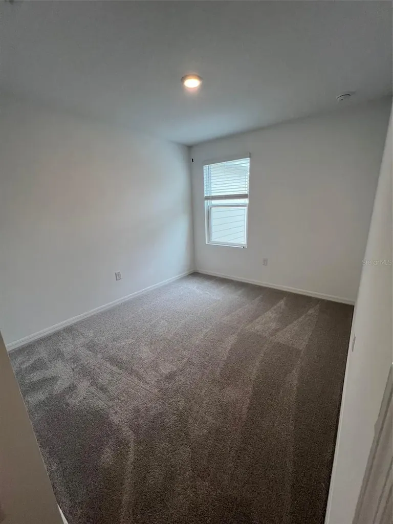 2958 Canary Avenue Davenport FL 33837