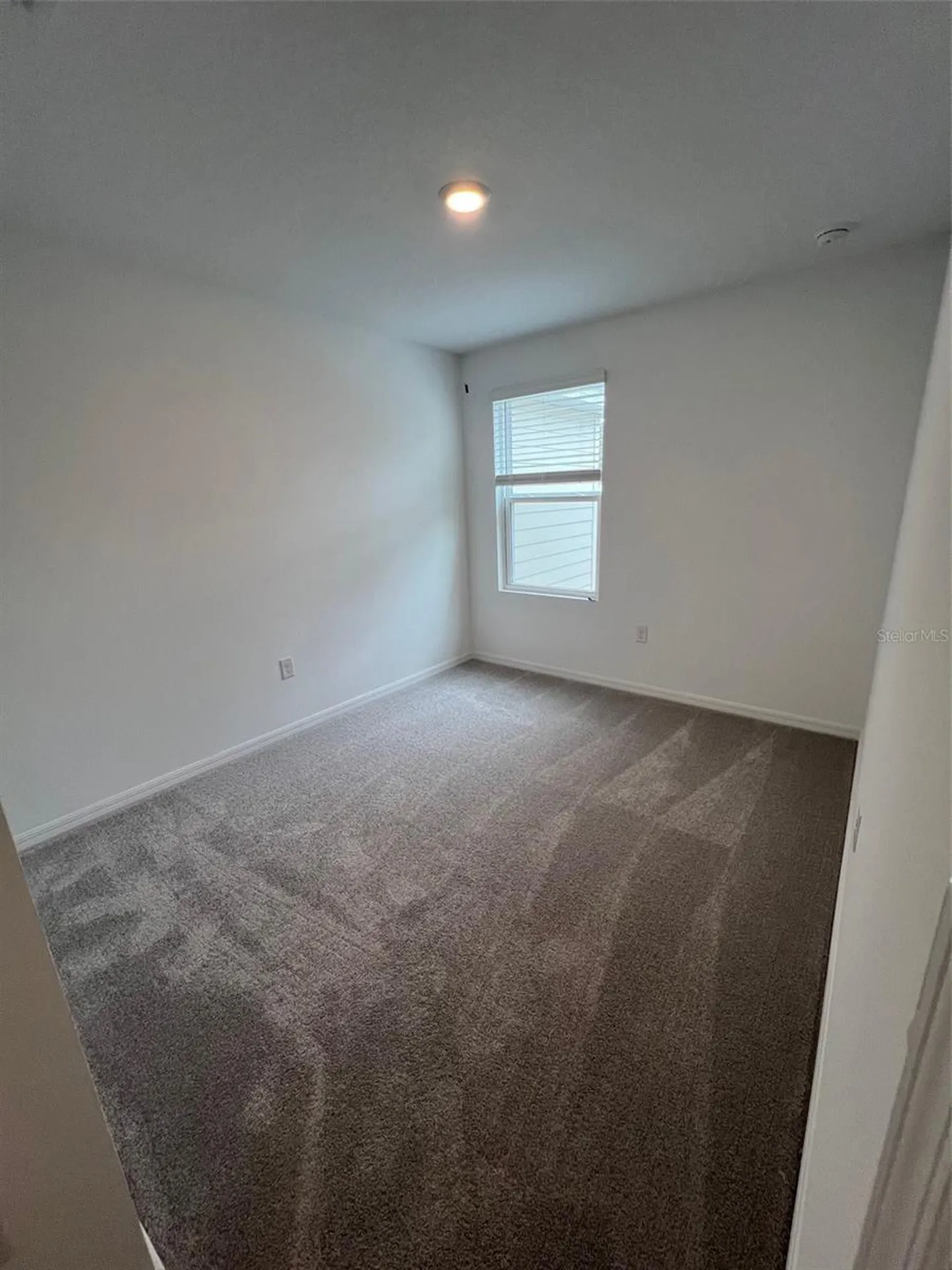 2958 Canary Avenue Davenport FL 33837