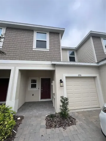 2958 Canary Avenue Davenport FL 33837