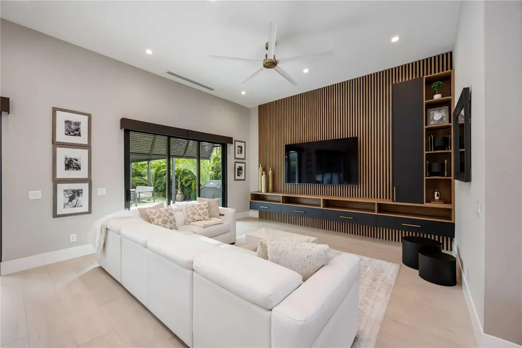 2314 Prospect Street Sarasota FL 34239