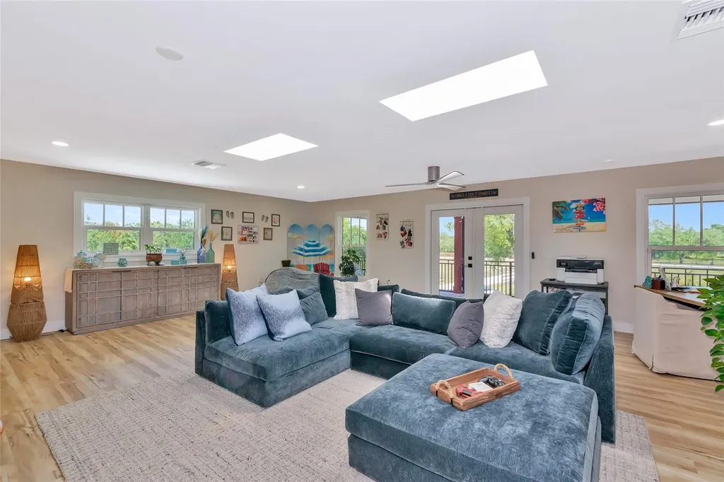 1208 Oak Hammock Road Sarasota FL 34240