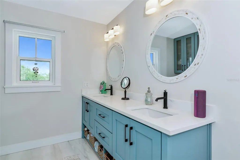 1208 Oak Hammock Road Sarasota FL 34240