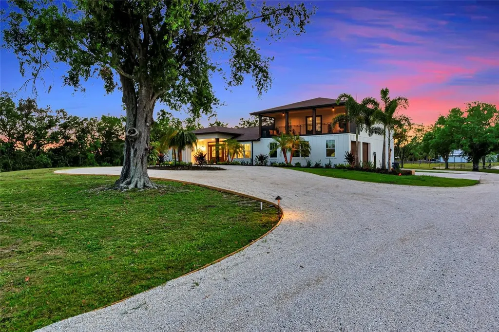 1208 Oak Hammock Road Sarasota FL 34240
