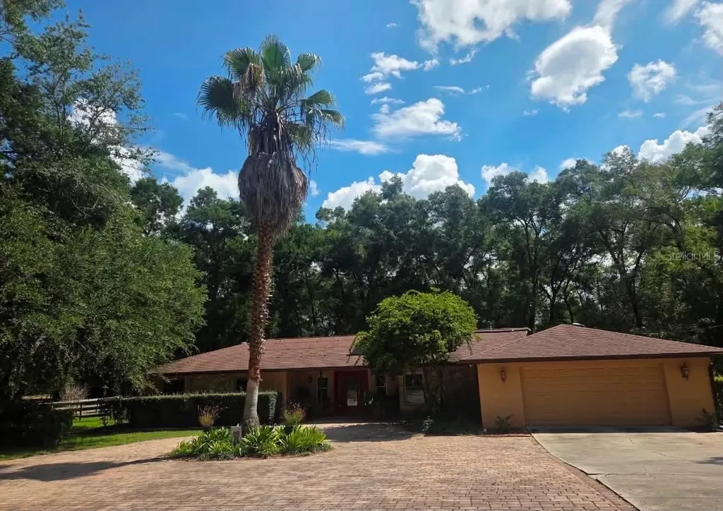 19 Northern Dancer Drive Ocala FL 34482