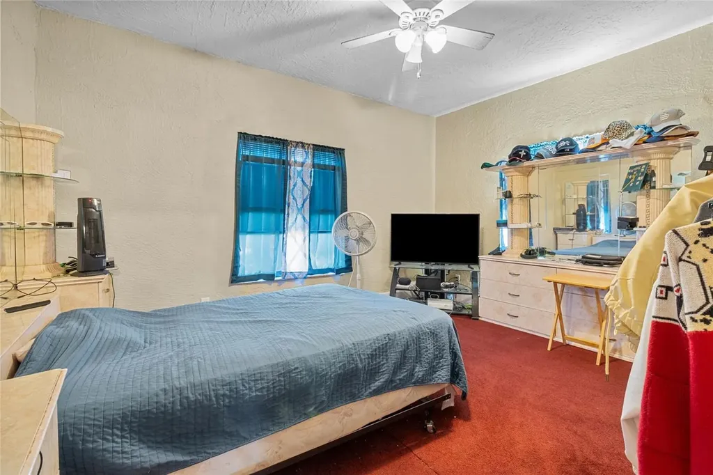1900 17th Street S St Petersburg FL 33712