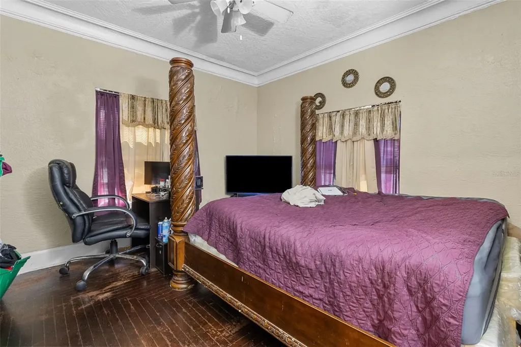 1900 17th Street S St Petersburg FL 33712