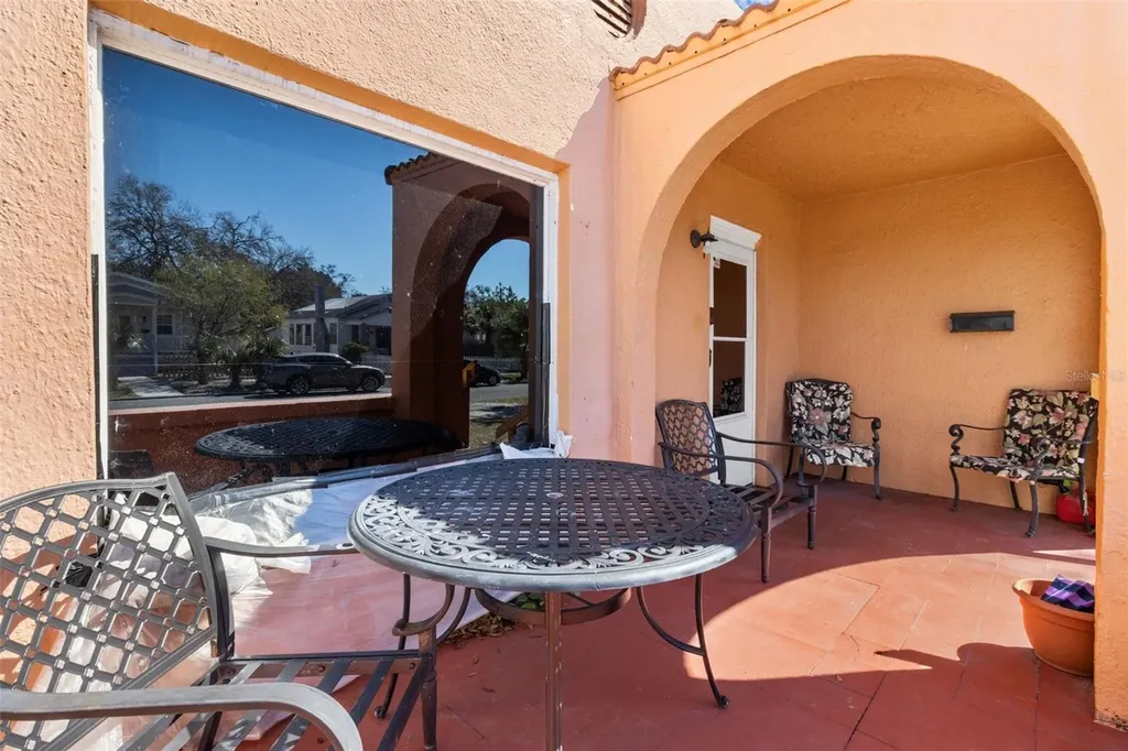 1900 17th Street S St Petersburg FL 33712