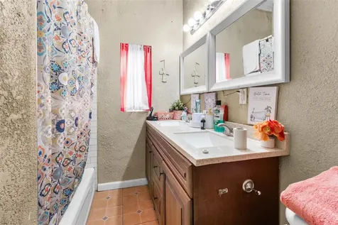 1900 17th Street S St Petersburg FL 33712