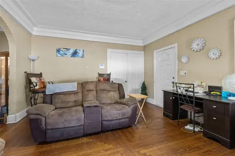 1900 17th Street S St Petersburg FL 33712