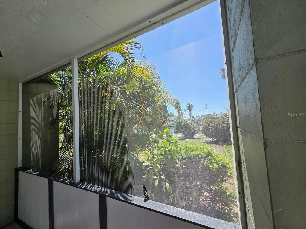 10215 Manatee Avenue W Bradenton FL 34209