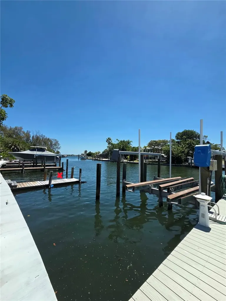 10215 Manatee Avenue W Bradenton FL 34209