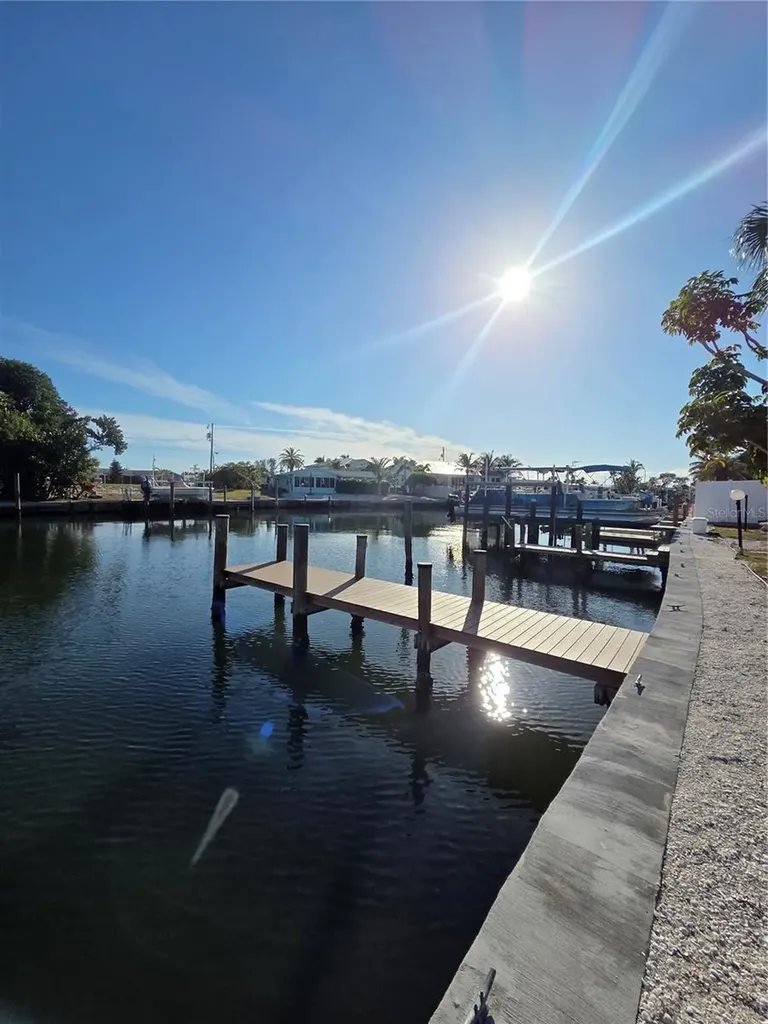 10215 Manatee Avenue W Bradenton FL 34209