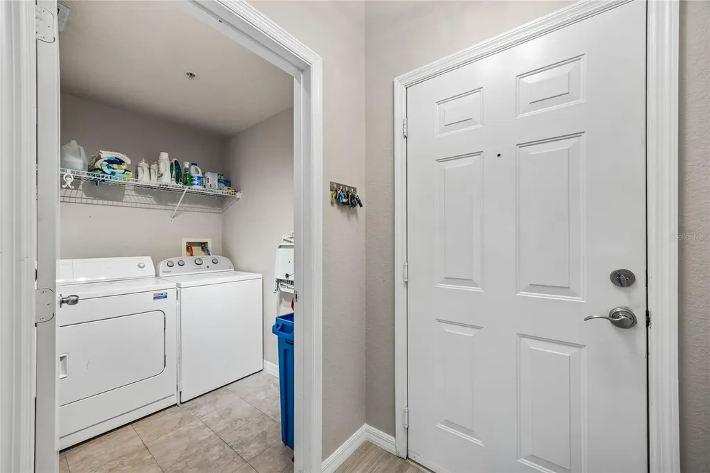 200 4th Avenue S St Petersburg FL 33701