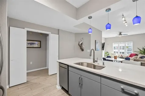 200 4th Avenue S St Petersburg FL 33701