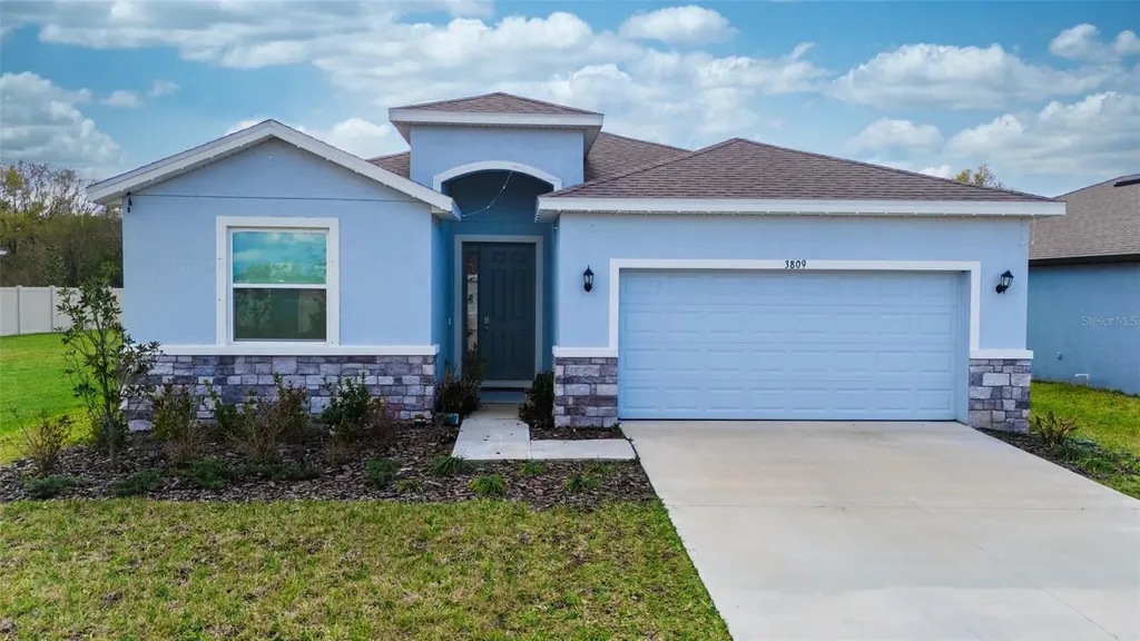 3809 Capri Coast Drive Plant City FL 33565