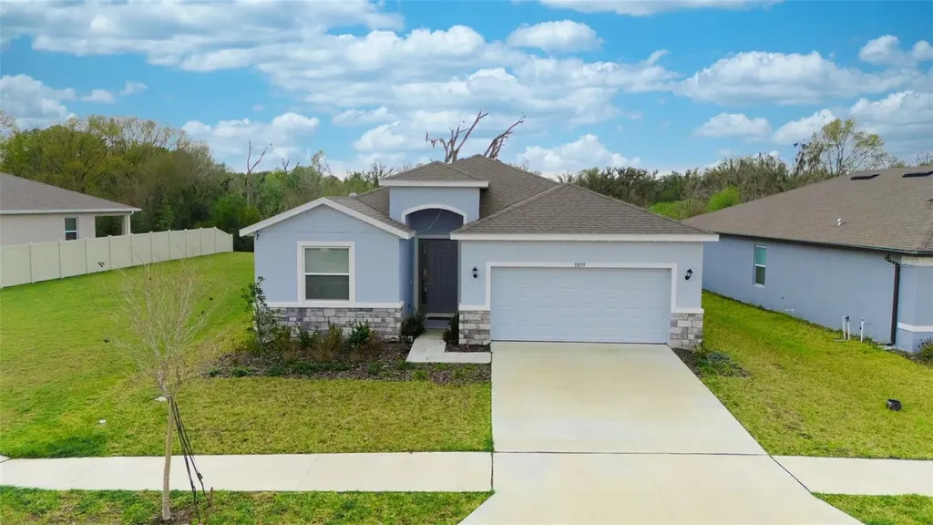 3809 Capri Coast Drive Plant City FL 33565