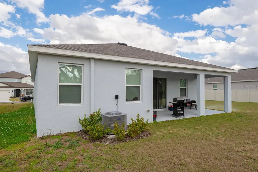 3809 Capri Coast Drive Plant City FL 33565