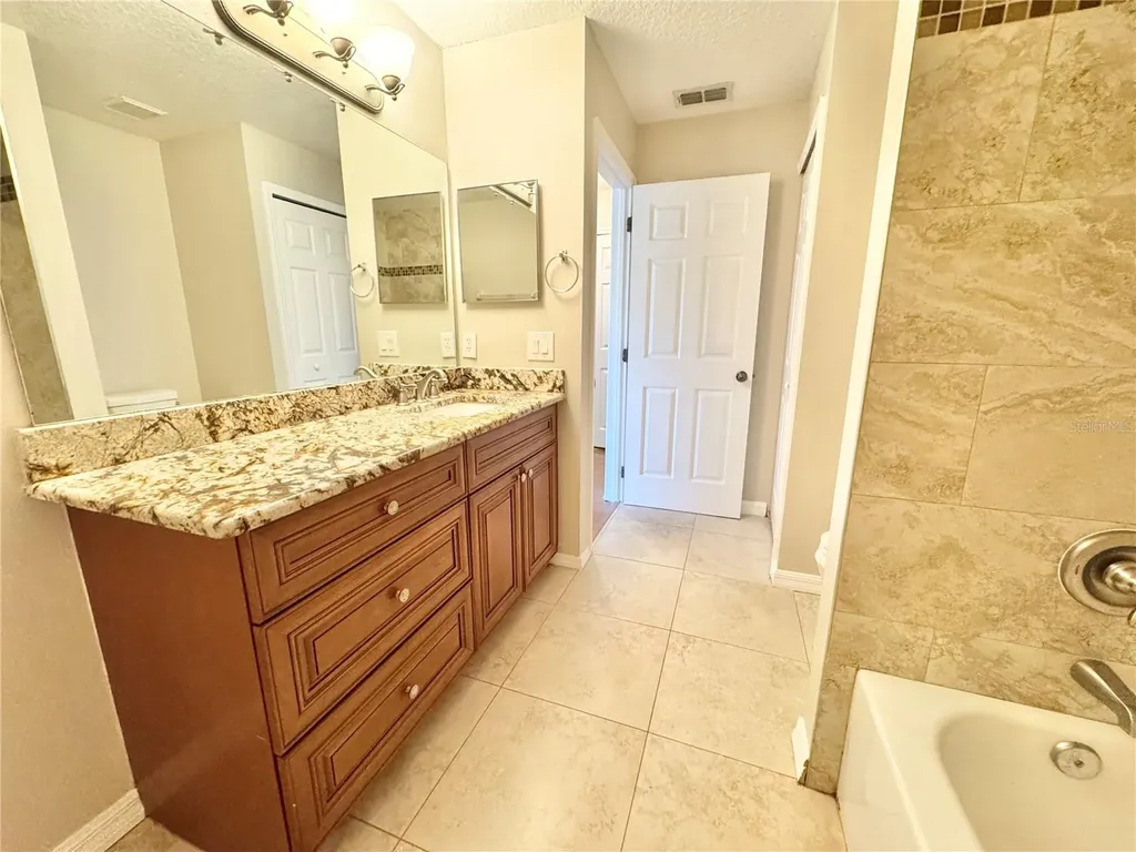 1916 Beacon Bay Court Apopka FL 32712