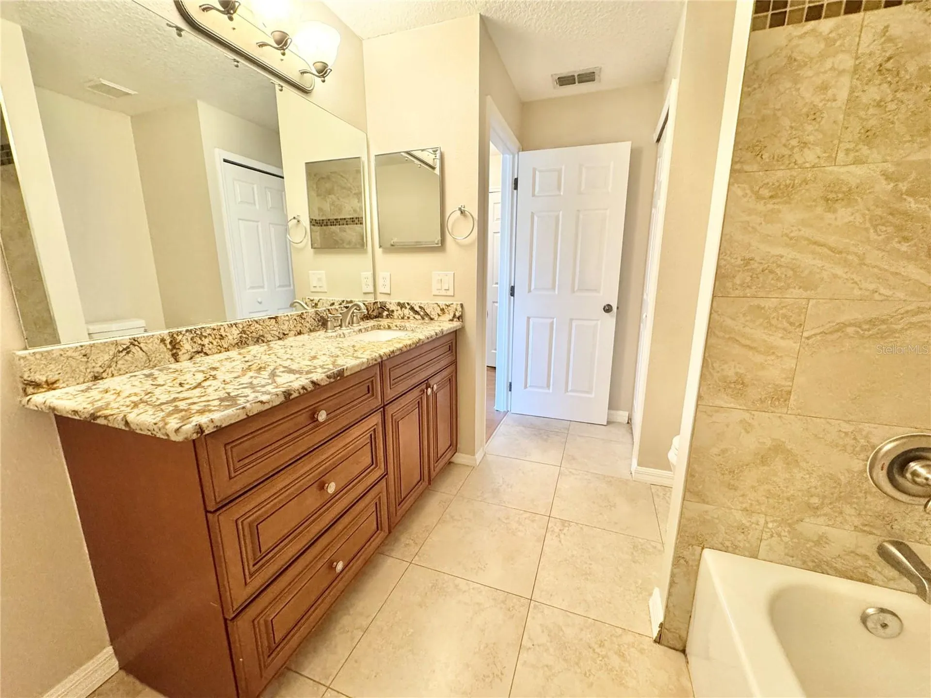 1916 Beacon Bay Court Apopka FL 32712