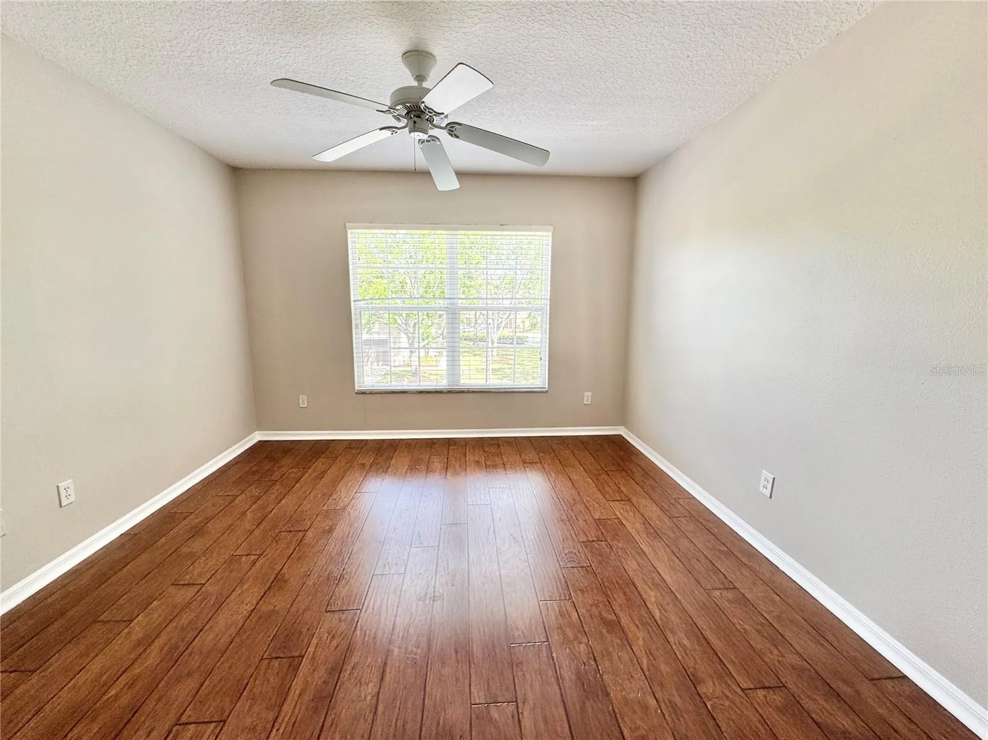 1916 Beacon Bay Court Apopka FL 32712