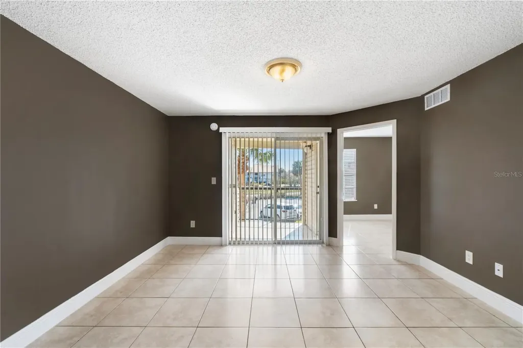 1964 Lake Atriums Circle Orlando FL 32839