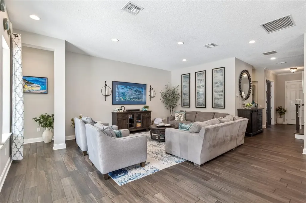 352 Moonbeam Loop Oviedo FL 32765