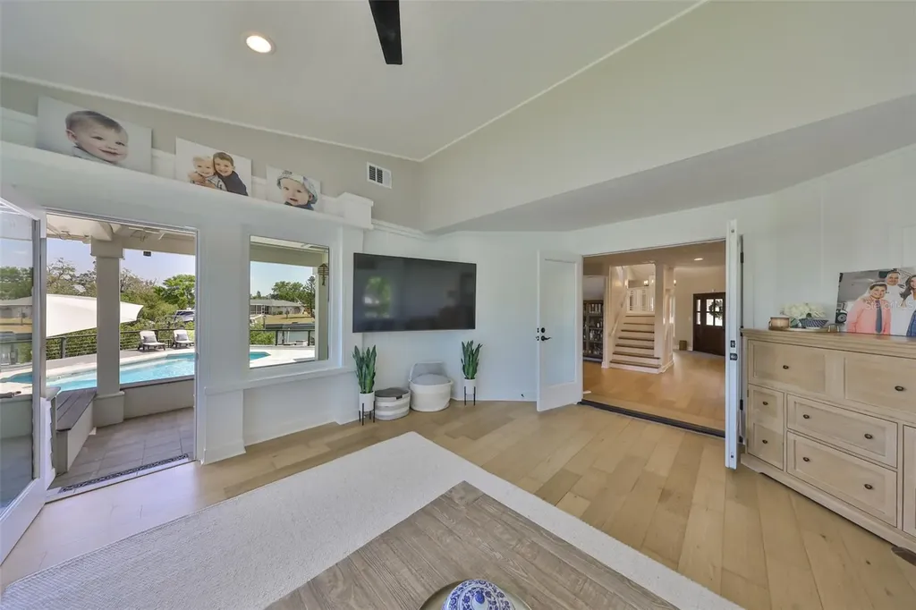 945 Bunker View Drive Apollo Beach FL 33572