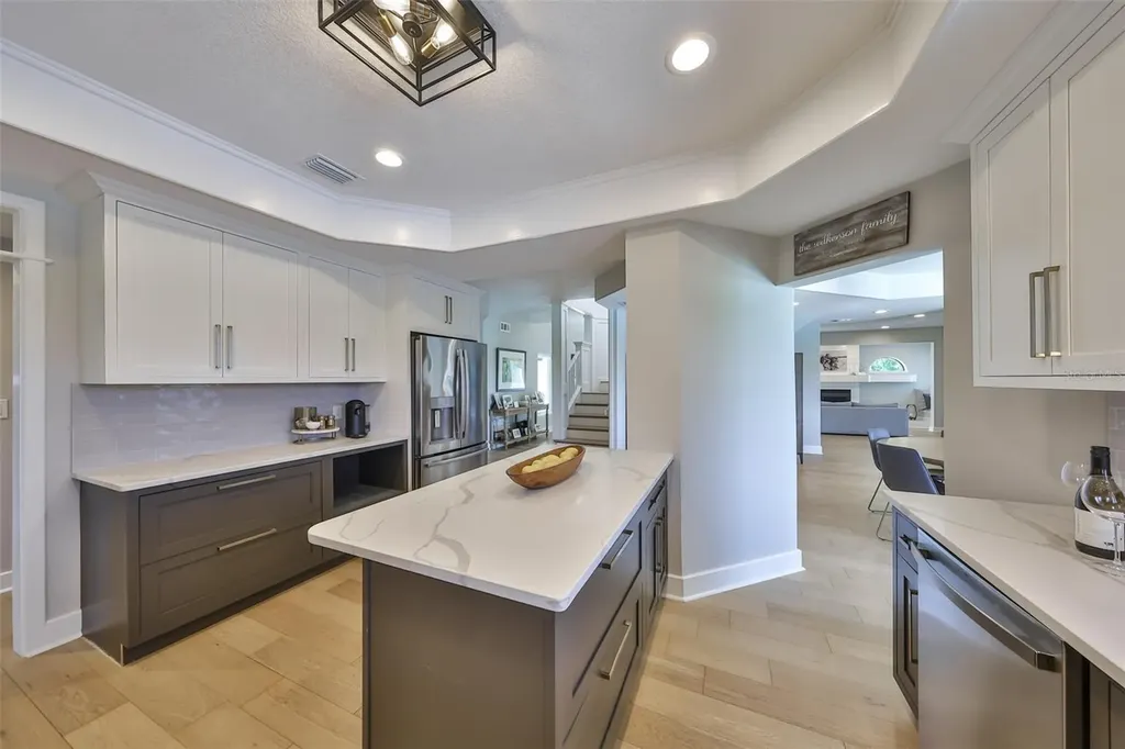 945 Bunker View Drive Apollo Beach FL 33572