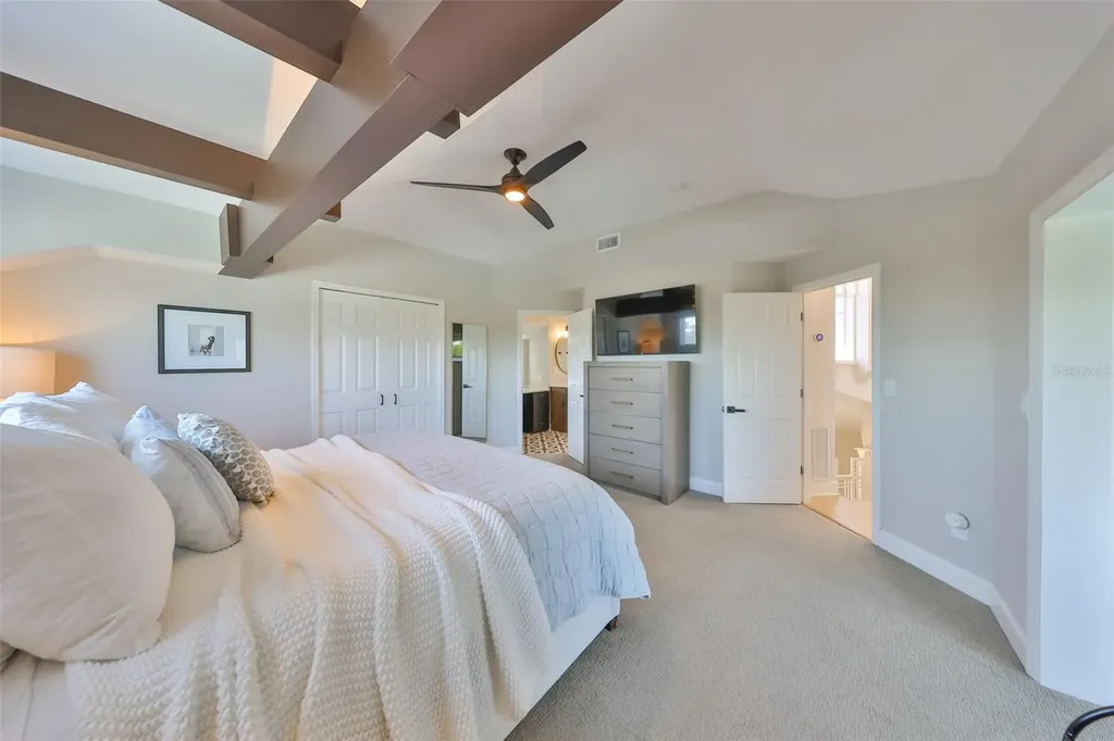 945 Bunker View Drive Apollo Beach FL 33572