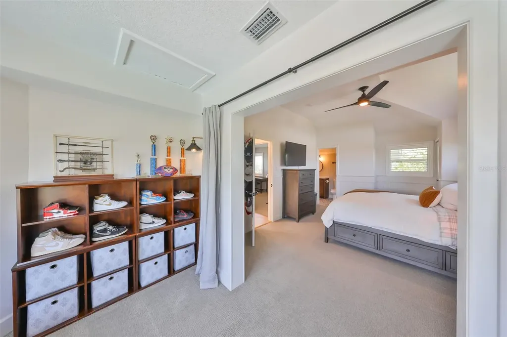 945 Bunker View Drive Apollo Beach FL 33572