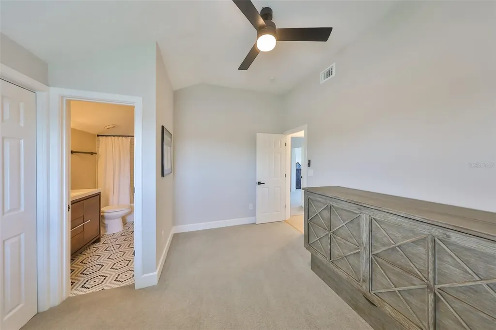 945 Bunker View Drive Apollo Beach FL 33572
