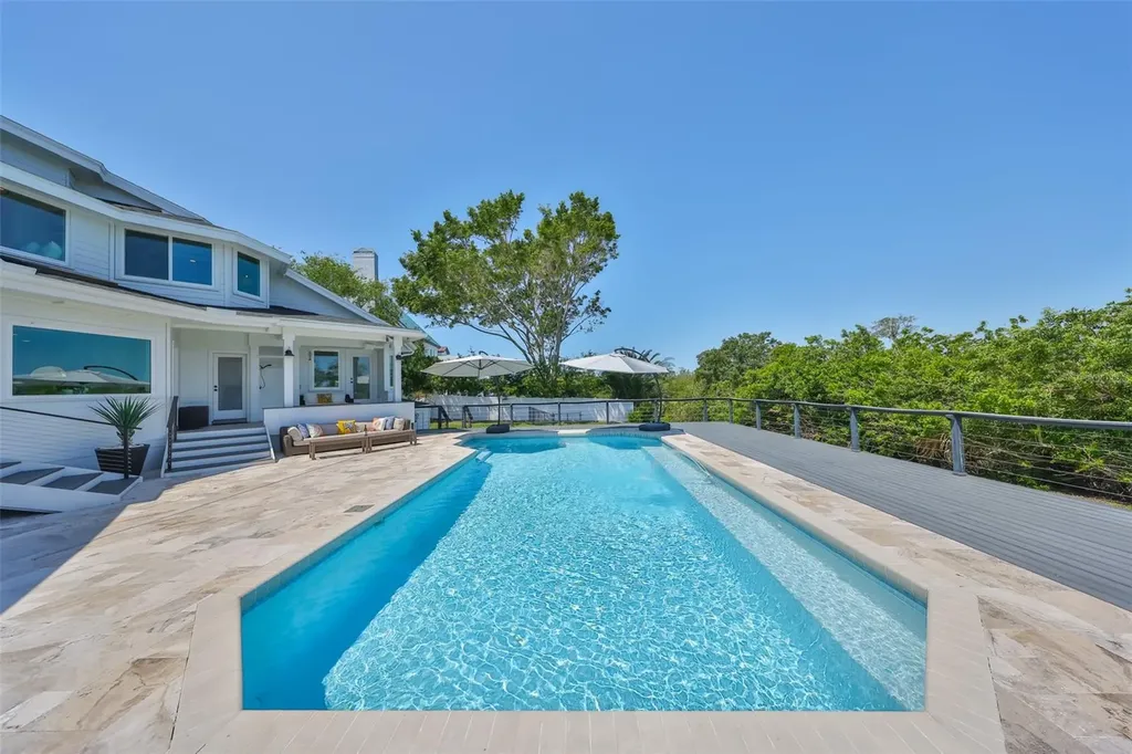 945 Bunker View Drive Apollo Beach FL 33572