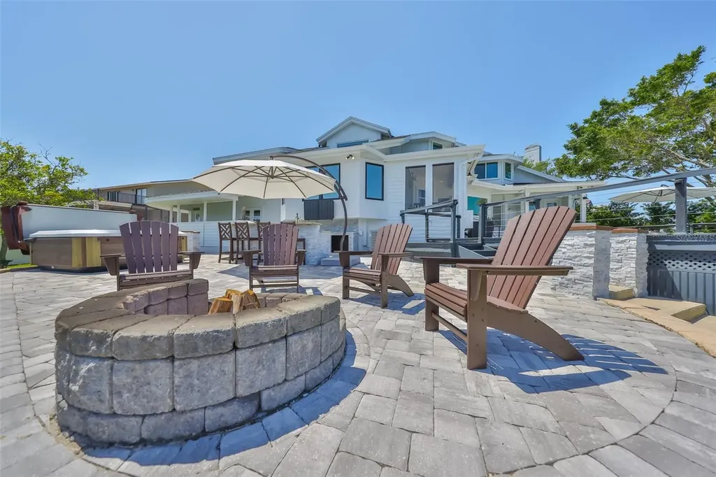 945 Bunker View Drive Apollo Beach FL 33572