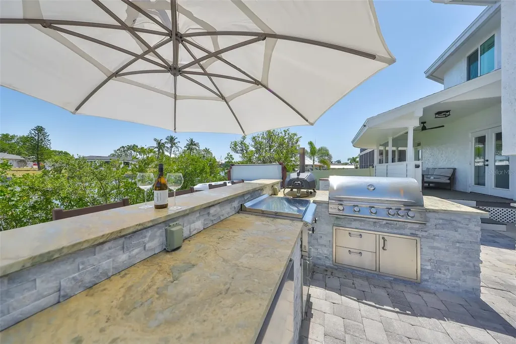 945 Bunker View Drive Apollo Beach FL 33572