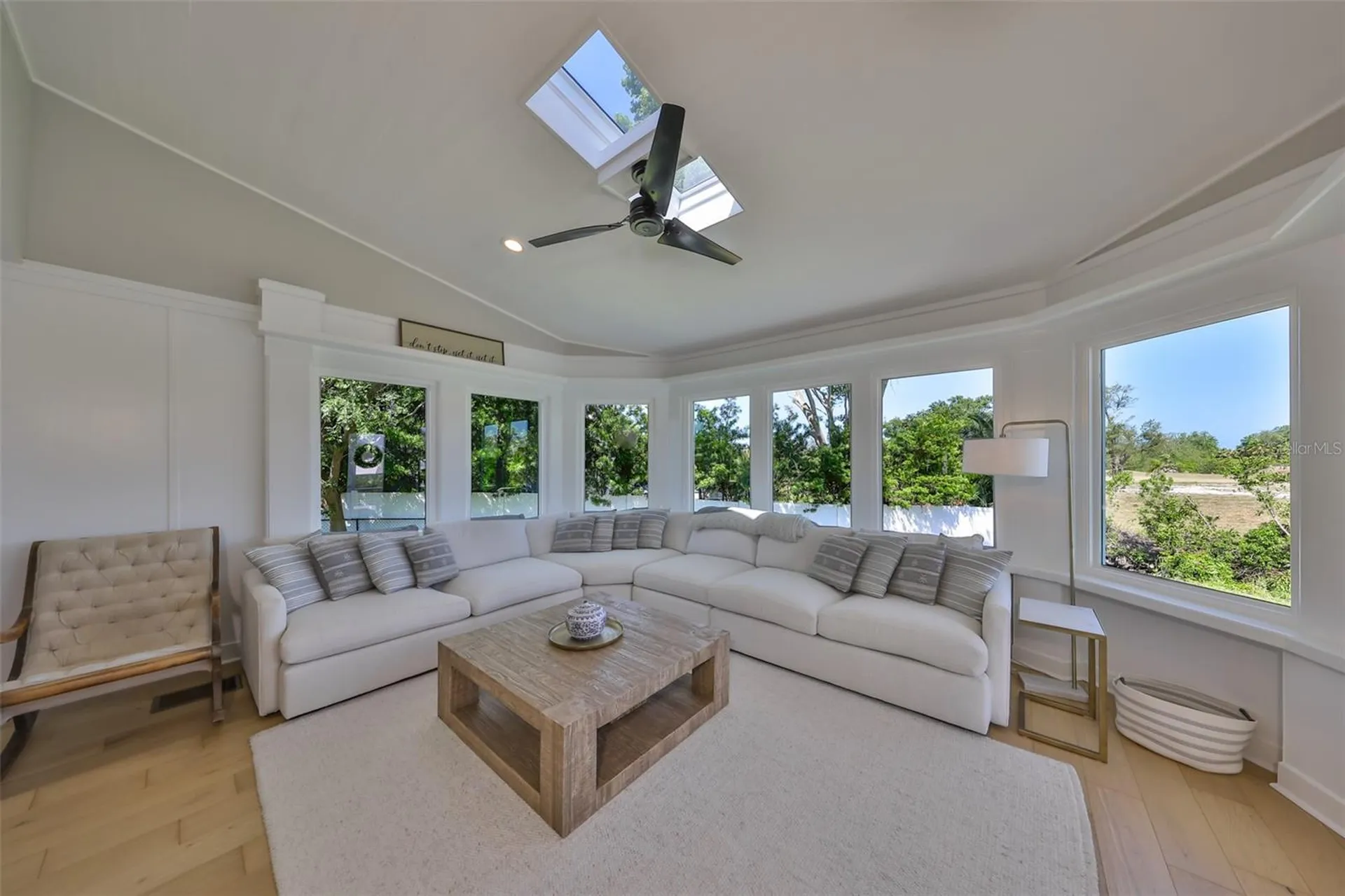 945 Bunker View Drive Apollo Beach FL 33572