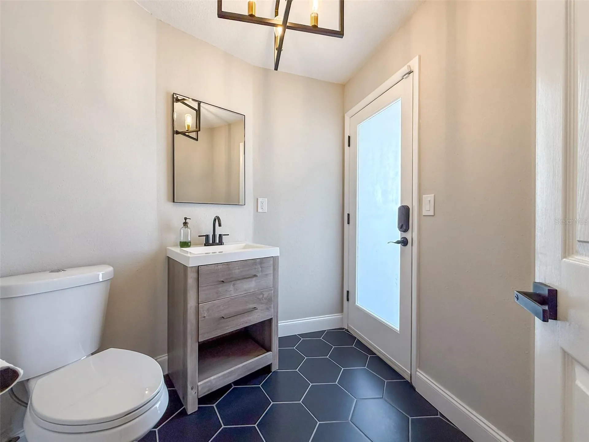 945 Bunker View Drive Apollo Beach FL 33572