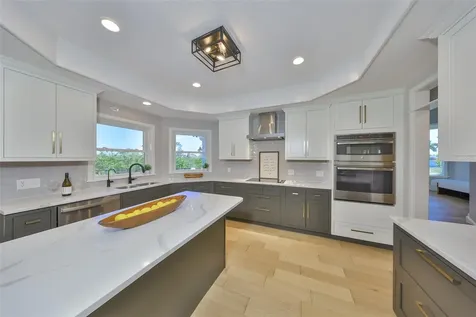 945 Bunker View Drive Apollo Beach FL 33572