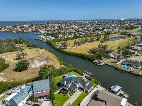 945 Bunker View Drive Apollo Beach FL 33572
