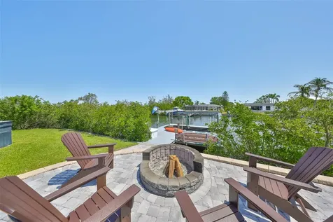 945 Bunker View Drive Apollo Beach FL 33572
