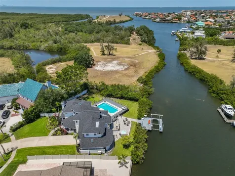 945 Bunker View Drive Apollo Beach FL 33572