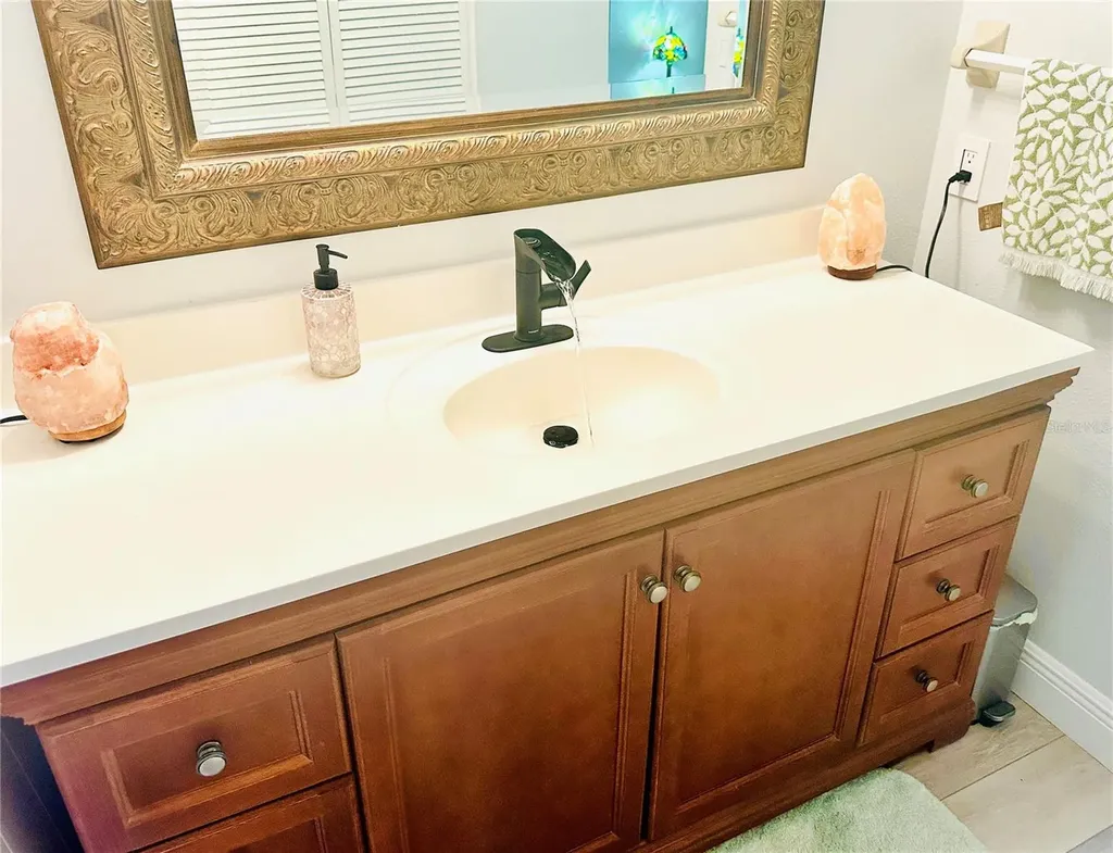 5061 Barrington Circle Sarasota FL 34234