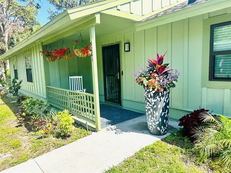5061 Barrington Circle Sarasota FL 34234