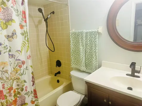 5061 Barrington Circle Sarasota FL 34234