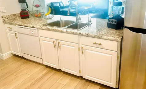 5061 Barrington Circle Sarasota FL 34234