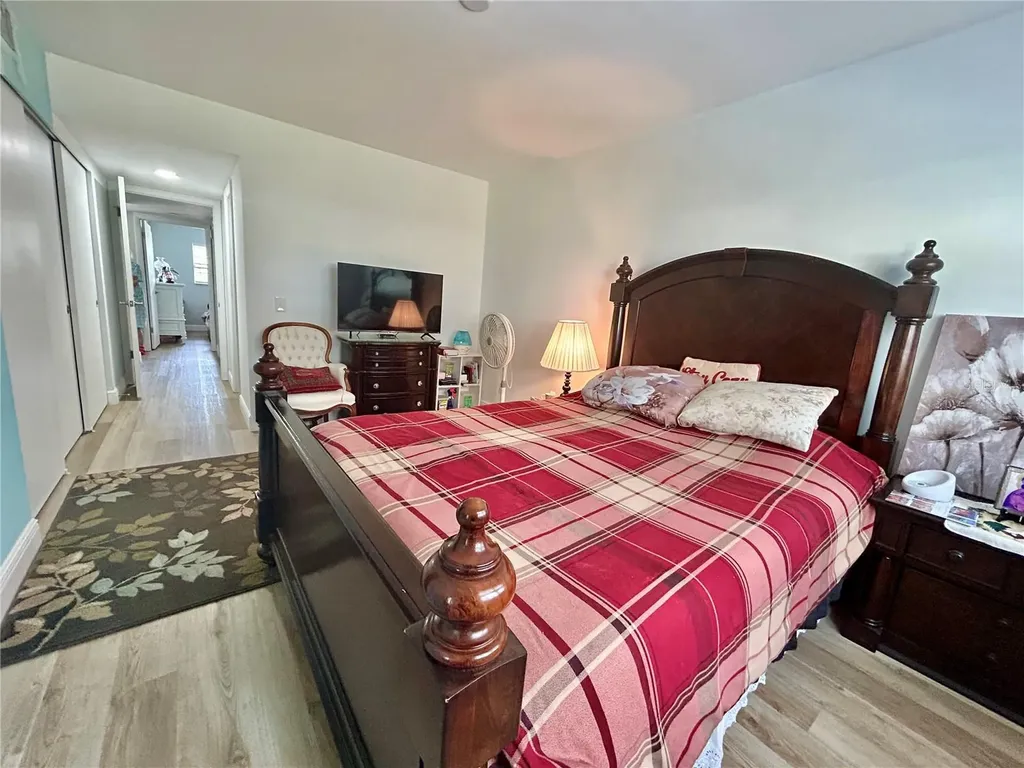 2286 Norwegian Drive Clearwater FL 33763
