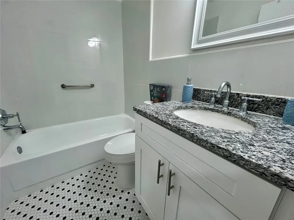 2286 Norwegian Drive Clearwater FL 33763